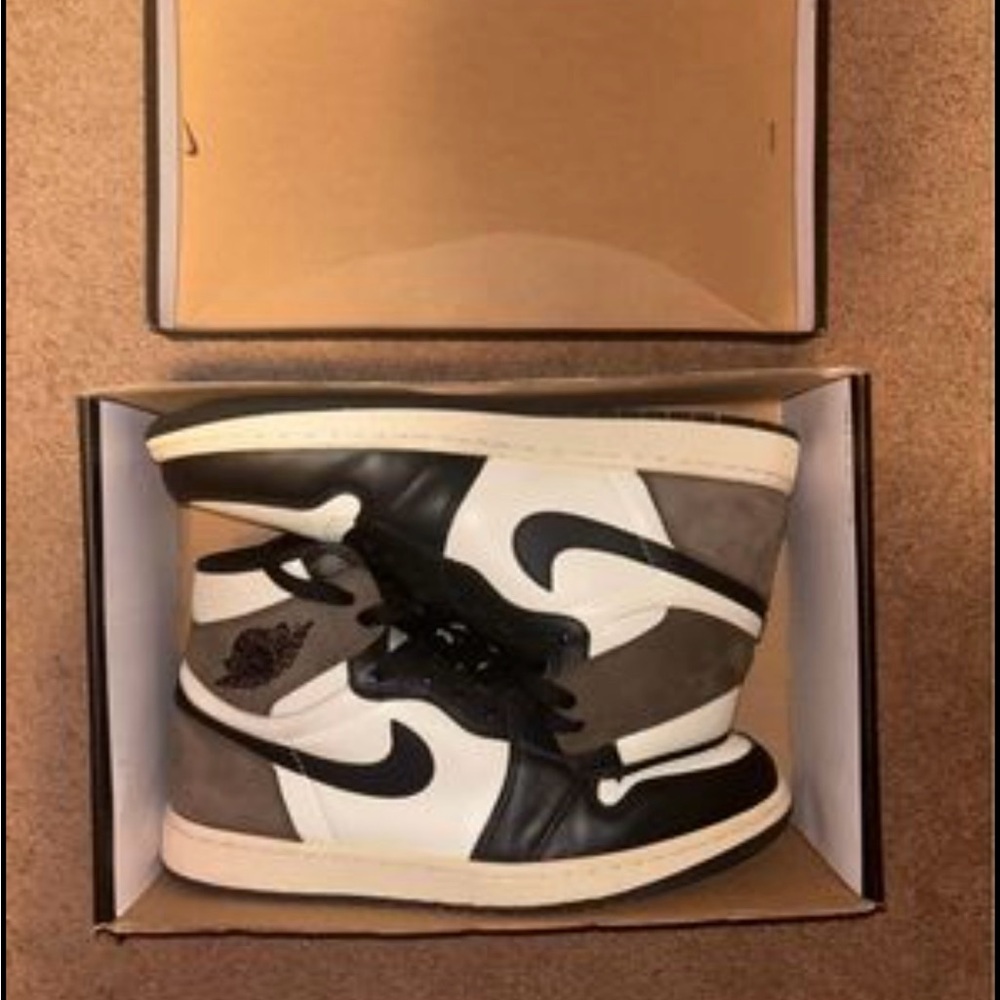 Jordan 1 Retro High, Dark Mocha